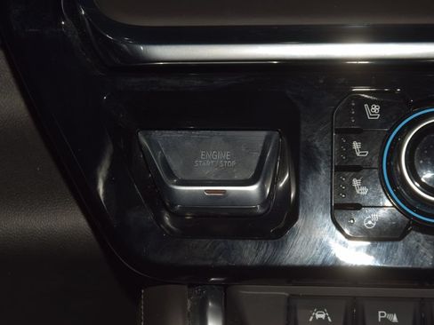 Used 2024 GMC Sierra 1500 Denali Ultimate AWD/4WD image 37