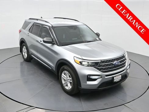 Used 2024 Ford Explorer XLT image 57