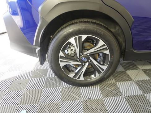 Certified 2025 Subaru Crosstrek 2.0i Premium AWD/4WD image 14