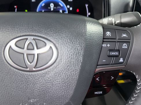 New 2026 Toyota Camry SE image 27