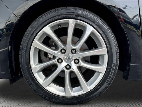Used 2014 Toyota Avalon XLE Touring FWD image 34
