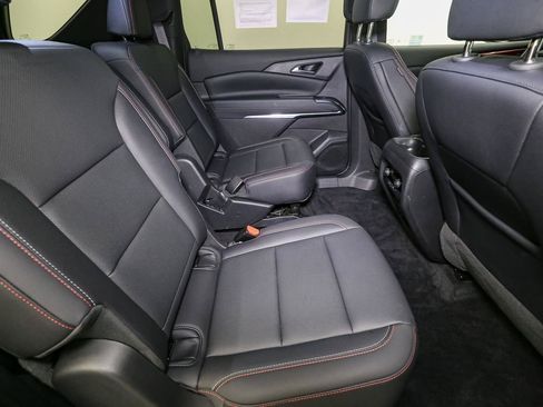 Used 2024 Chevrolet Traverse Z71 AWD/4WD image 21
