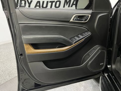 Used 2019 GMC Yukon XL Denali w/ Open Road Package image 13