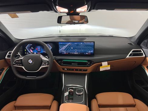 Used 2025 BMW 330i xDrive Sedan w/ Convenience Package image 15