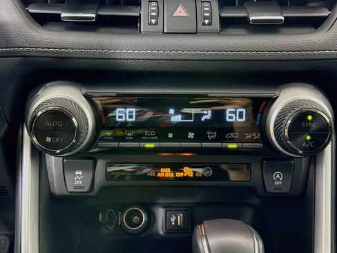 Used 2023 Toyota RAV4 XLE Premium FWD image 18