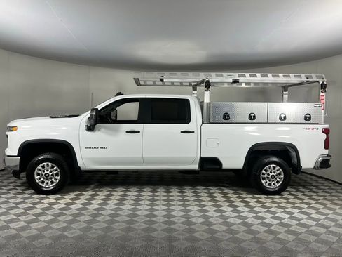 Used 2025 Chevrolet Silverado 2500 W/T w/ WT/CX Safety Package image 10
