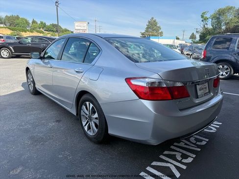 Used 2013 Honda Accord LX image 5