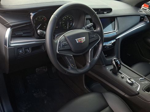Certified 2022 Cadillac XT5 Luxury AWD/4WD image 15