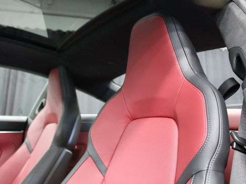 Used 2026 Porsche 911 Carrera 4 GTS image 21