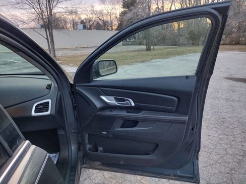 Used 2011 GMC Terrain SLE w/ Convenience Package image 16