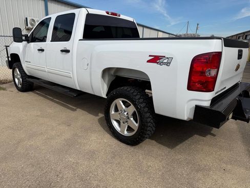 Used 2013 Chevrolet Silverado 2500 LT w/ Interior Plus Package image 9
