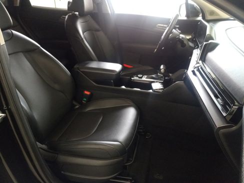 Certified 2023 Kia Sportage EX image 19