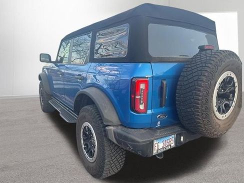 Used 2024 Ford Bronco Badlands image 9