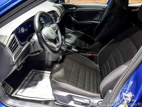 Used 2024 Volkswagen Jetta Sport image 14