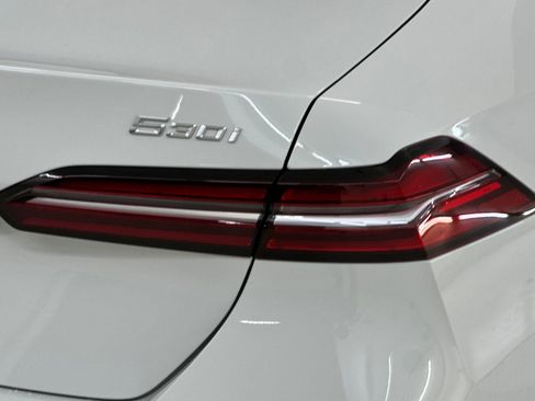 New 2026 BMW 530i RWD image 12