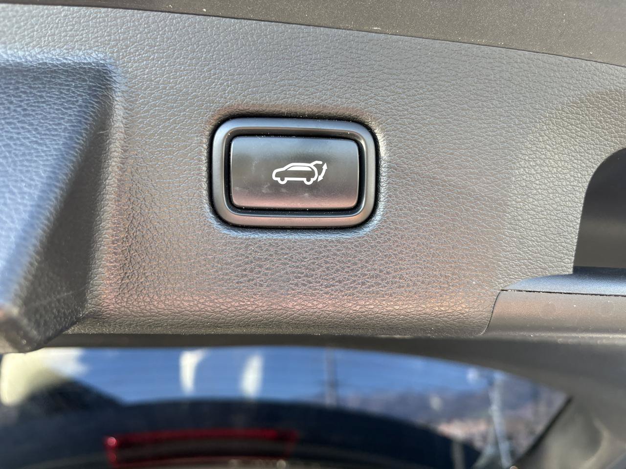 Used 2021 Kia Telluride SX w/ SX Prestige Package AWD/4WD image 16