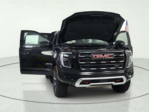 New 2026 GMC Yukon AT4 Ultimate AWD/4WD image 5