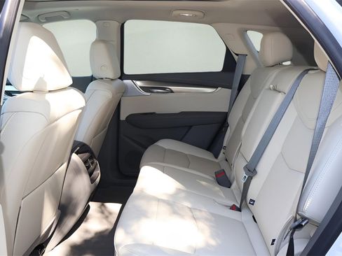 New 2025 Cadillac XT5 Premium Luxury image 13