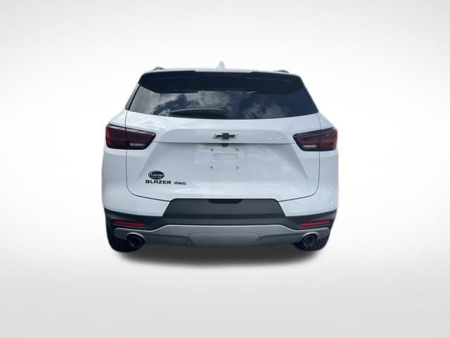 Used 2023 Chevrolet Blazer LT w/ Convenience Package AWD/4WD image 13
