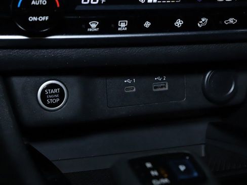 Used 2022 Nissan Rogue SV AWD/4WD image 26
