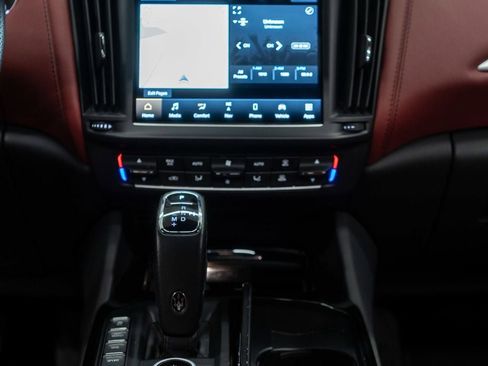 Used 2022 Maserati Levante GT image 22