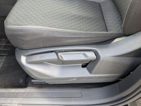 Used 2021 Volkswagen Tiguan S FWD image 20