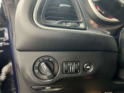 Used 2015 Dodge Challenger R/T Plus RWD image 19