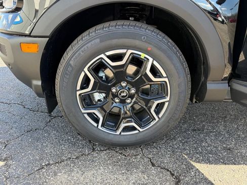 New 2026 Ford Bronco Sport Outer Banks w/ Outer Banks Tech Package+ AWD/4WD image 30