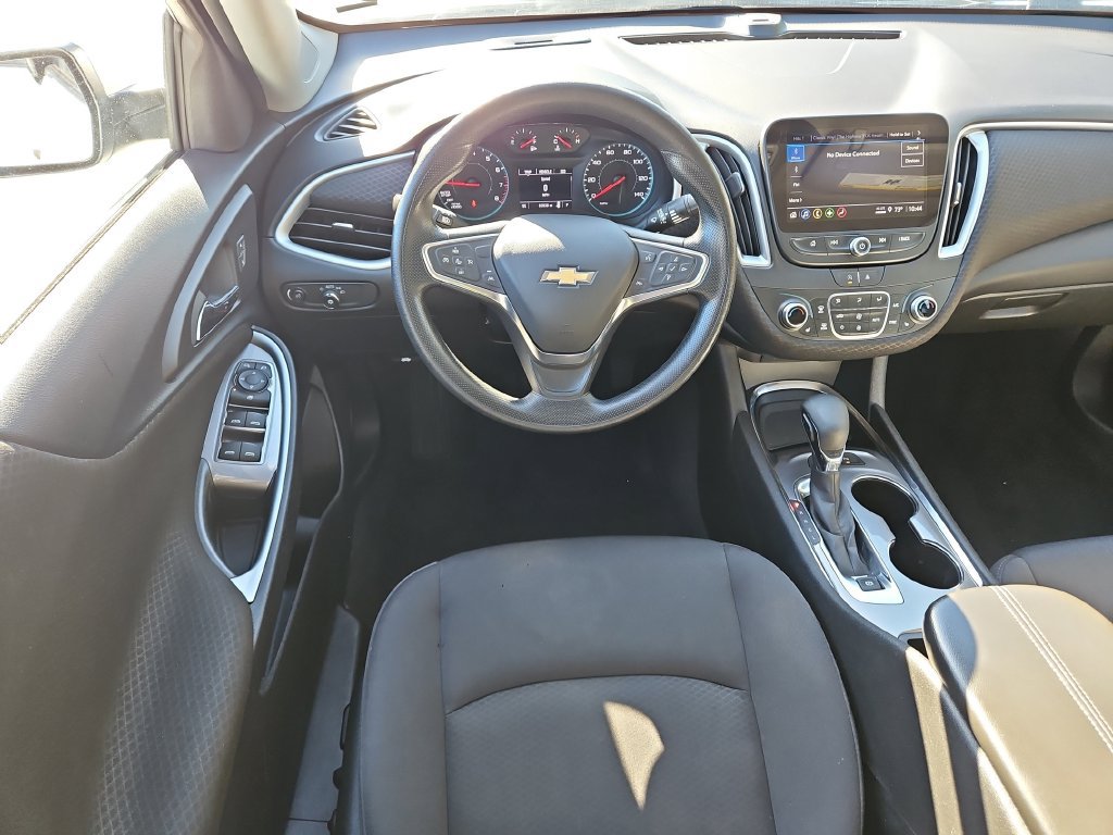 Used 2024 Chevrolet Malibu LT FWD image 13
