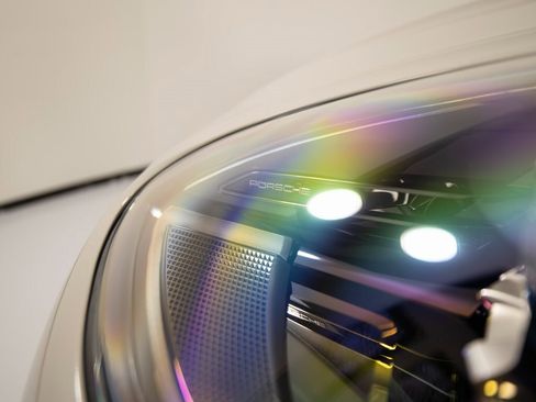 New 2026 Porsche Macan GTS image 43