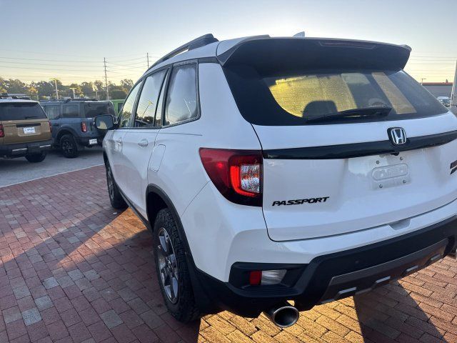 Used 2024 Honda Passport TrailSport image 8