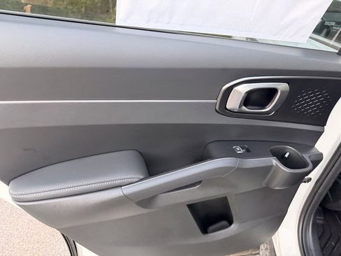 New 2025 Kia Sorento EX image 19