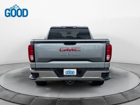 Used 2023 GMC Sierra 1500 SLE w/ Enhanced Capability Package AWD/4WD image 4