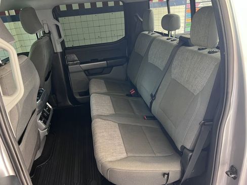 Used 2022 Ford F150 XLT w/ Equipment Group 302A High image 16