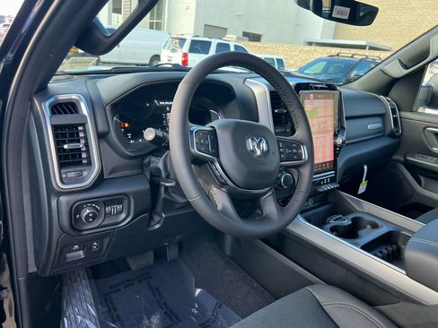 New 2026 RAM 1500 2WD Crew Cab image 16