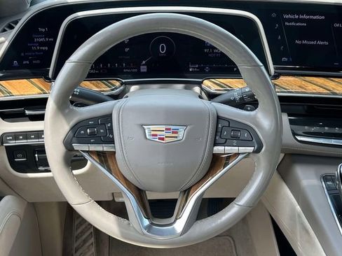 Used 2023 Cadillac Escalade ESV Sport Platinum AWD/4WD image 21