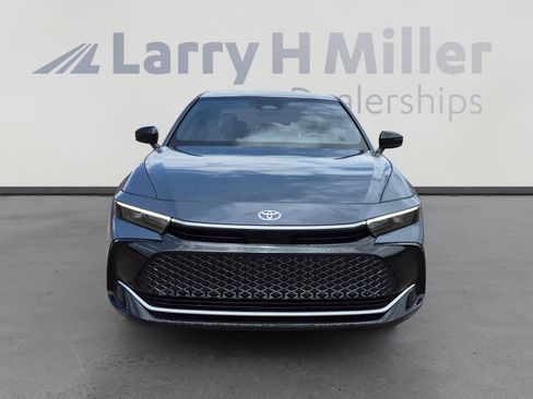 Certified 2026 Toyota Crown XLE image 9