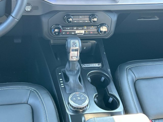 New 2026 Ford Bronco Outer Banks AWD/4WD image 17