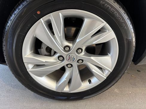 Used 2025 Buick Encore GX Preferred FWD image 30