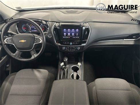 Used 2020 Chevrolet Traverse LT w/ LPO, Floor Liner Package image 9