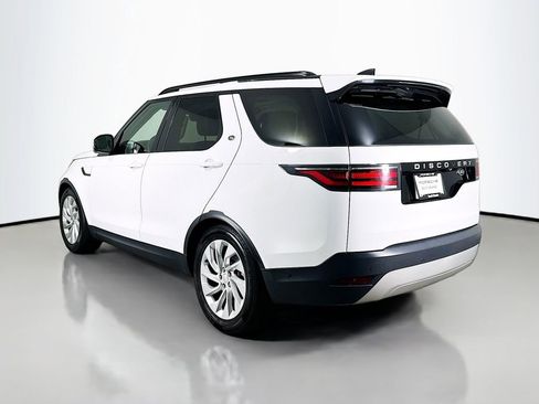 Used 2021 Land Rover Discovery S image 3