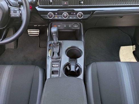 Used 2025 Honda Civic Sport image 17