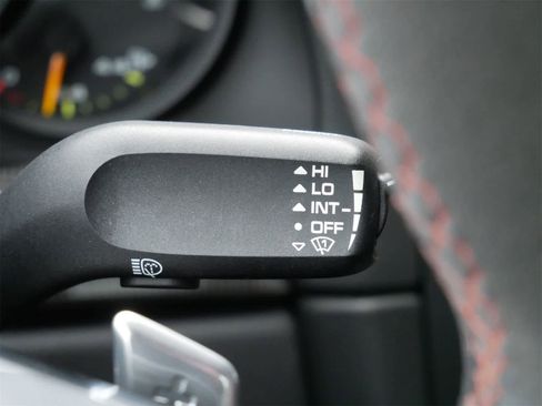 Used 2016 Porsche 911 GT3 RS image 18