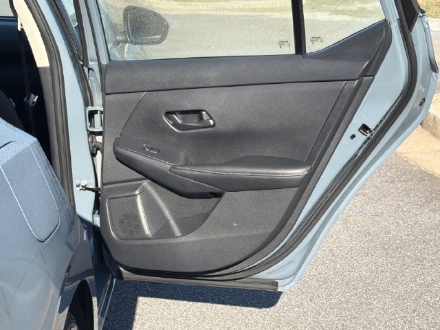 Certified 2024 Nissan Sentra SV FWD image 18