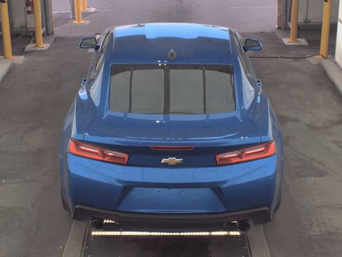 Used 2017 Chevrolet Camaro LT image 4