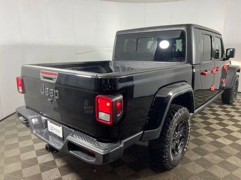 Used 2022 Jeep Gladiator Willys image 5