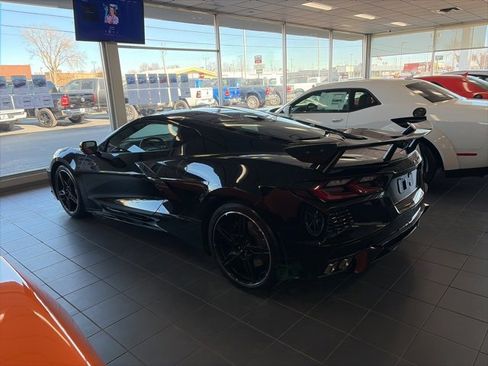 Used 2020 Chevrolet Corvette Stingray w/ 2LT Preferred Equipment Group image 2