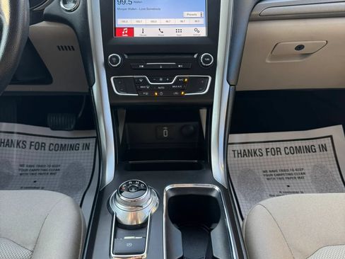 Used 2018 Ford Fusion SE w/ Fusion SE Technology Package FWD image 52