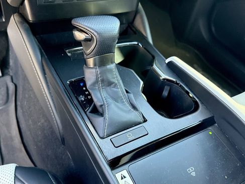 Used 2023 Lexus ES 350 F Sport w/ Accessory Package (Z2) FWD image 20