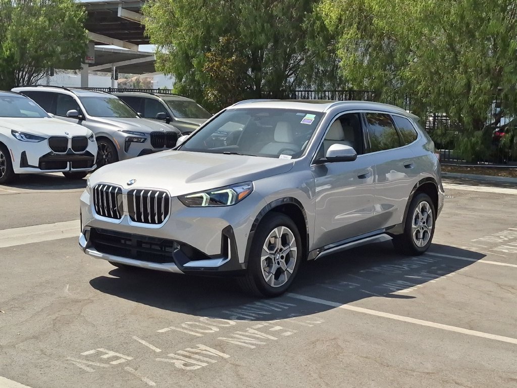 Used 2026 BMW X1 xDrive28i w/ Convenience Package AWD/4WD image 2